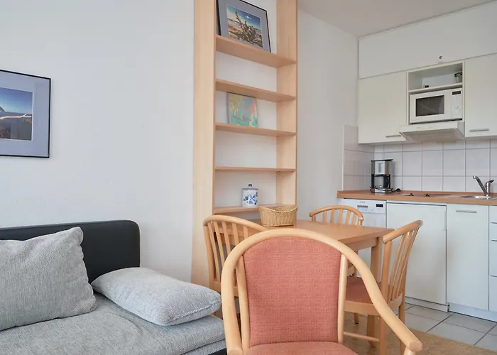 647, Seepark Apartment *